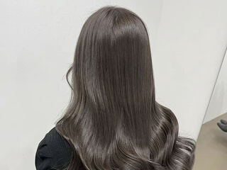 赤みを消したベージュ・アッシュ系